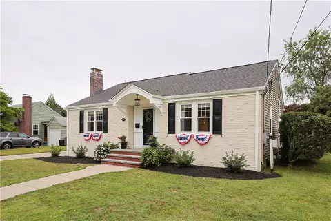 Exterior - 72 Audubon Rd, Warwick, RI 02888 photo 4 of 9