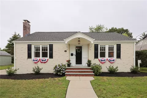 Exterior - 72 Audubon Rd, Warwick, RI 02888 photo 2 of 9
