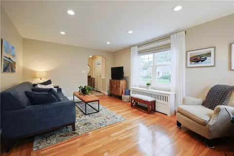 Living - 72 Audubon Rd, Warwick, RI 02888 photo 1 of 2