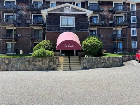 1190 Charles St #9, North Providence, RI 02904