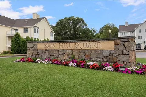 45 Saw Mill Dr #305, North Kingstown, RI 02852