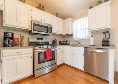 14 Gateway Ct, Warwick, RI 02889 photo 14