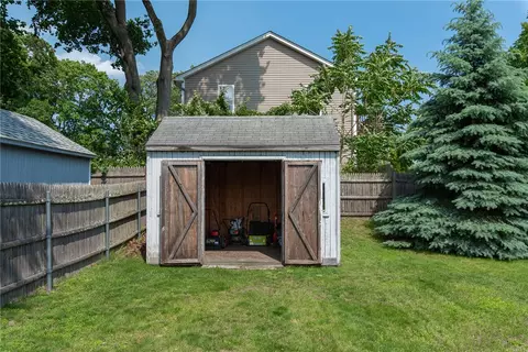 14 Gateway Ct, Warwick, RI 02889 photo 33
