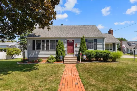 57 Everleth Ave, Warwick, RI 02888