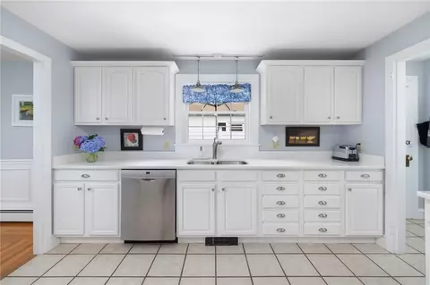 Kitchen - 221 Trinity St, Warwick, RI 02886 photo 2 of 5