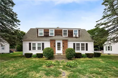 23 Preston Dr, North Kingstown, RI 02852