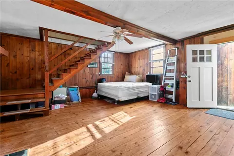 237 Commonwealth Ave, Warwick, RI 02886 photo 33