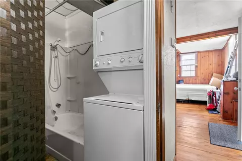 237 Commonwealth Ave, Warwick, RI 02886 photo 37