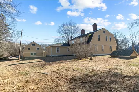237 Commonwealth Ave, Warwick, RI 02886 photo 5