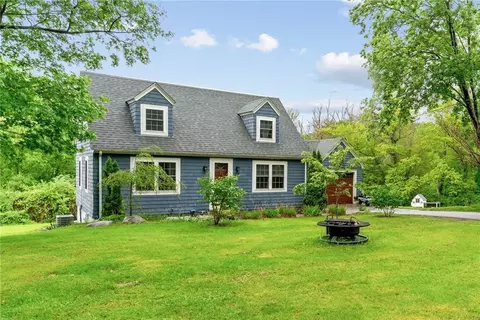 223 Chopmist Hill Rd, Glocester, RI 02814 photo 5