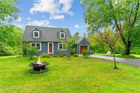 223 Chopmist Hill Rd, Glocester, RI 02814 photo 4