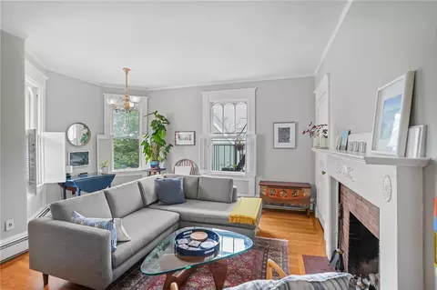 303 Angell St #3, Providence, RI 02906