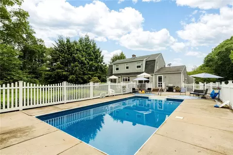 Exterior - 5 Havens Rd, Westerly, RI 02891 photo 7 of 10