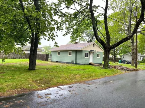Exterior - 76 Langley St, Warwick, RI 02889 photo 2 of 5