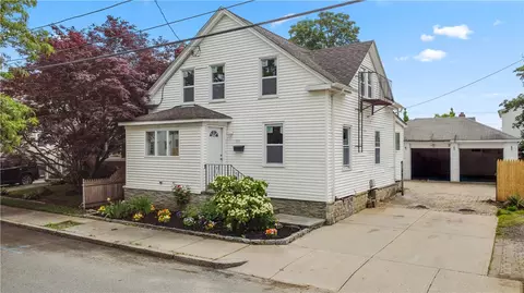 105 Princess Ave, Cranston, RI 02920