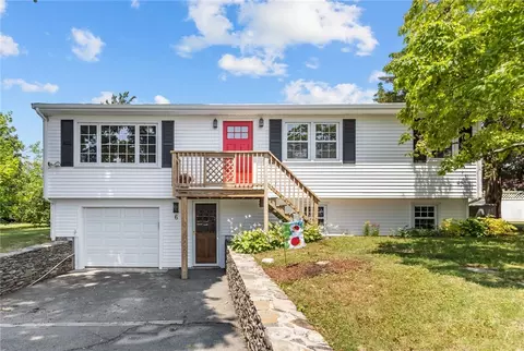 6 Grove Ave, Warren, RI 02885