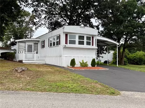 4 Lane B Ln, Coventry, RI 02816