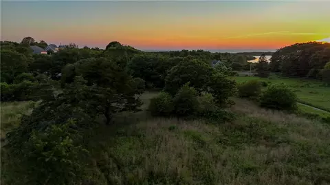 751 Corn Neck Rd, Block Island, RI 02807