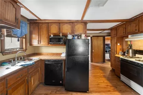 426 Second Ave, Woonsocket, RI 02895 photo 3