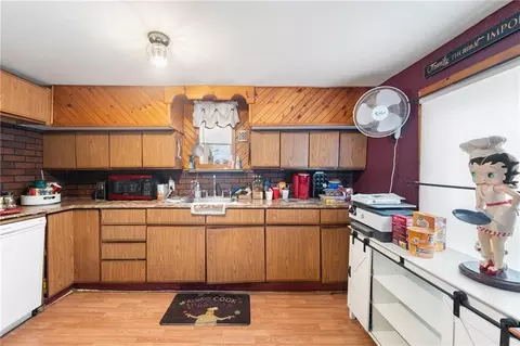 426 Second Ave, Woonsocket, RI 02895 photo 15