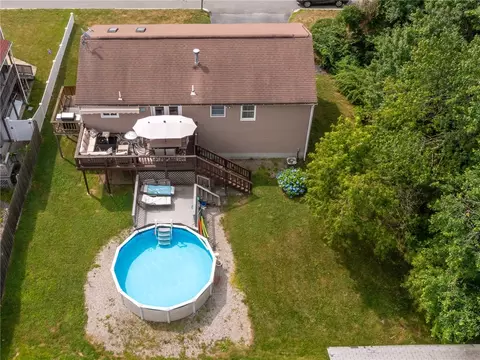 80 Capwell Ave, Woonsocket, RI 02895 photo 19