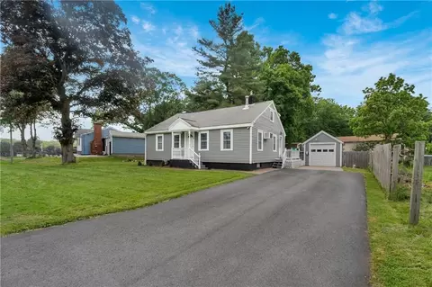 38 Anthony Dr, Cumberland, RI 02864