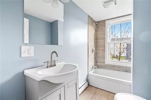Bath - 72 Boyden St, Woonsocket, RI 02895 photo 2 of 2
