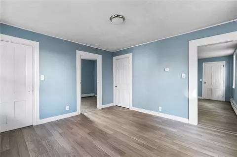 Living - 72 Boyden St, Woonsocket, RI 02895 photo 2 of 5