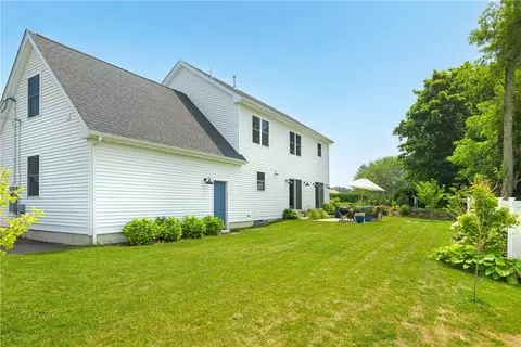 Exterior - 3 Asylum Rd, Warren, RI 02885 photo 8 of 10