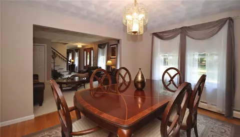 83 Rolling Hill Dr, Exeter, RI 02822 photo 9