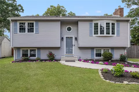 15 Urban Ave, Warwick, RI 02888