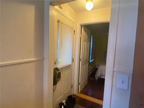 Entry Way - 35 Bellevue Ave, Westerly, RI 02891 photo 2 of 4