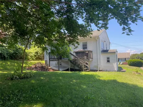Exterior - 35 Bellevue Ave, Westerly, RI 02891 photo 4 of 5