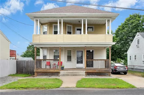 39 Ferncliff Ave, North Providence, RI 02911