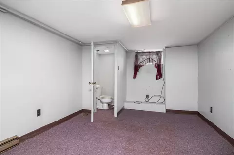 Bedroom - 190 Linden Ave, Woonsocket, RI 02895 photo 4 of 4