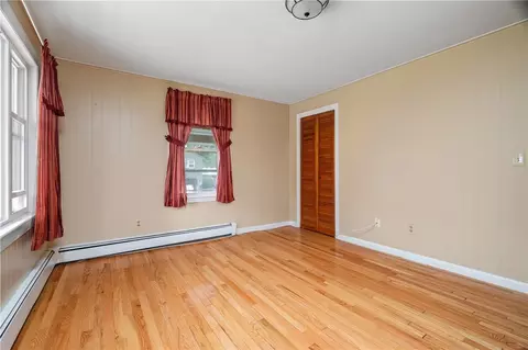 Bedroom - 190 Linden Ave, Woonsocket, RI 02895 photo 1 of 4