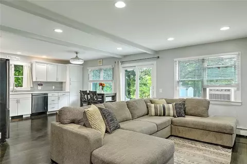 18 Manning Ct, Coventry, RI 02816 photo 16