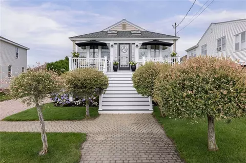 13 Uzzi Ave, Westerly, RI 02891