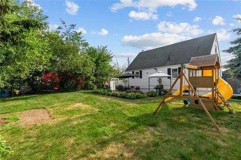 Exterior - 70 Palm Blvd, Warwick, RI 02888 photo 7 of 11