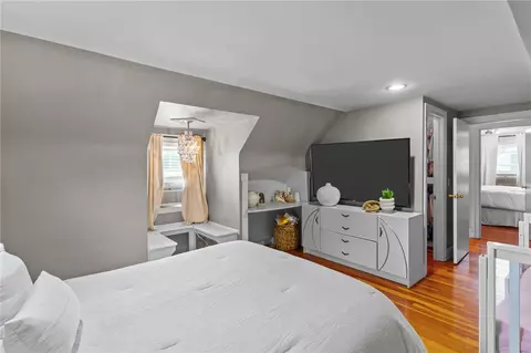 Bedroom - 70 Palm Blvd, Warwick, RI 02888 photo 8 of 10