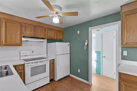 61 Pine St, Woonsocket, RI 02895 photo 9