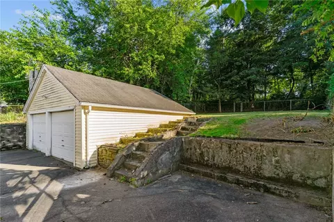 61 Pine St, Woonsocket, RI 02895 photo 36
