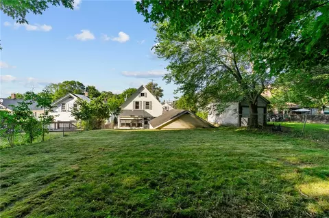 61 Pine St, Woonsocket, RI 02895 photo 38