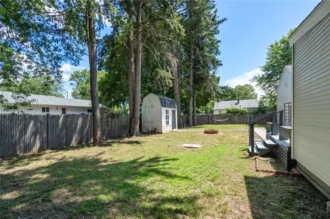 Exterior - 265 Hunt Ave, Warwick, RI 02886 photo 8 of 12