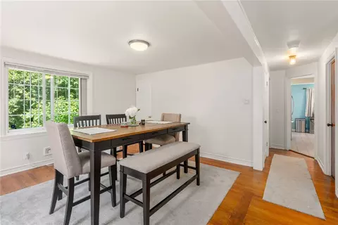 Entry Way - 265 Hunt Ave, Warwick, RI 02886 photo 1 of 1