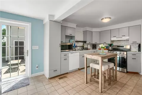 Kitchen - 265 Hunt Ave, Warwick, RI 02886 photo 2 of 4
