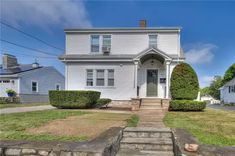 Exterior - 66 Tower St, Westerly, RI 02891 photo 2 of 10