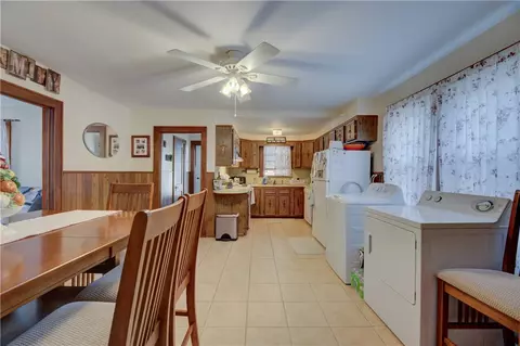 Entry Way - 66 Tower St, Westerly, RI 02891 photo 1 of 3