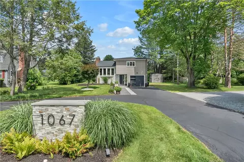 1067 Great Rd, Lincoln, RI 02865
