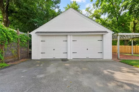 48 Langevin St, Woonsocket, RI 02895 photo 31